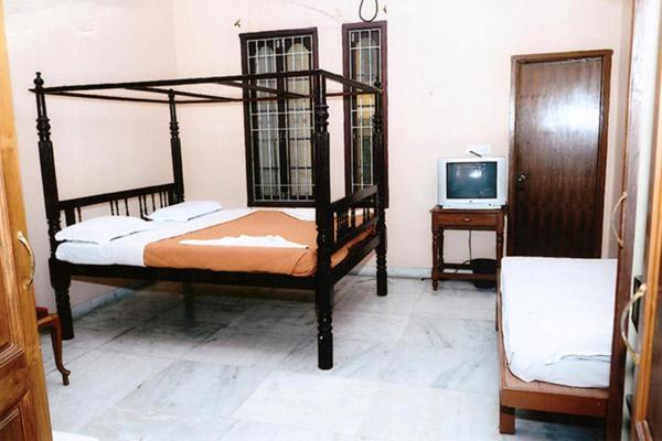 Hotel Soorya Heritage Inn Pondicherry Esterno foto